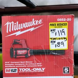 Milwaukee M12 Compact Blower