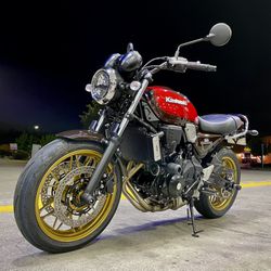 2022 Kawasaki Z650RS 50th Anniversary Edition