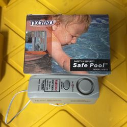 Pool Door Alarms