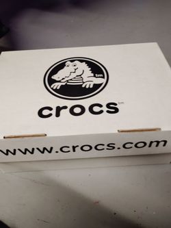 Croces size 10