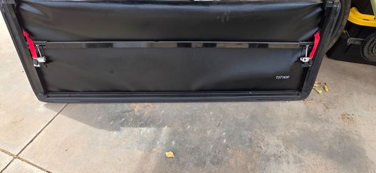 Folding Tonneau Cover for Truck Bed
