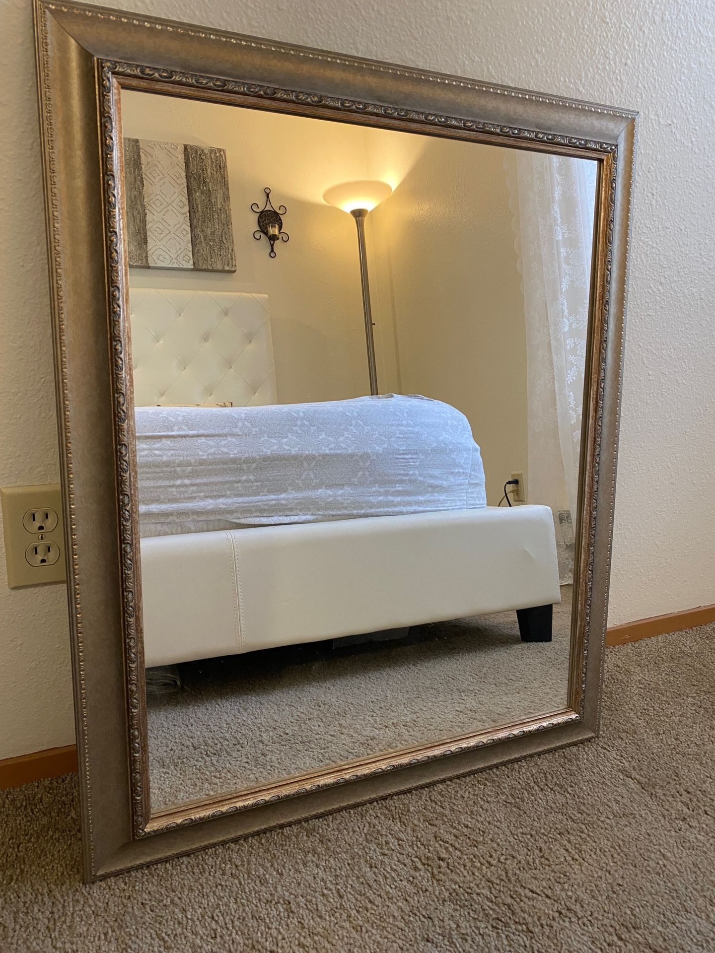 27x32 Mirror