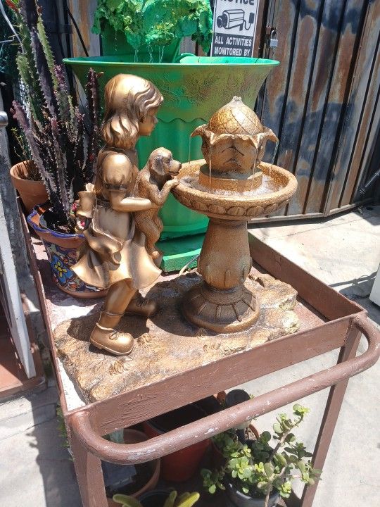 Approximately 2 Feet Tall And Wide. Gorgeous Fountain