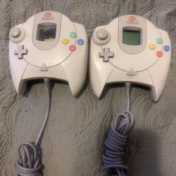 Dreamcast Controllers