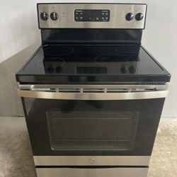 GE Stainless Stove ‼️60 Day Warranty‼️
