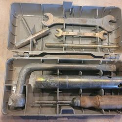 Auto tool kit