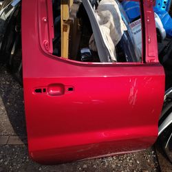 2019-2020 Chevy Pickup Truck Passenger Rear Door Should Be The Same Door On 1500 Or 2500 OEM Part