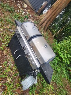 Needs parts .propane works / half . Needs new burner part for Propane. Charcoal side works great. Selling cheap help a camping scenio
