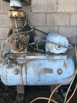 Heavy duty commercial air compressor. $300