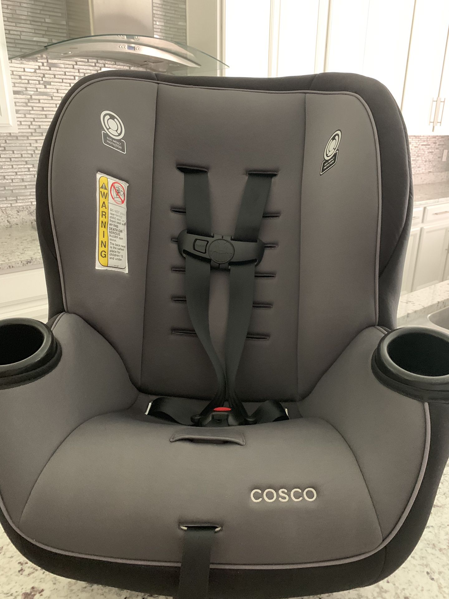 New Cosco Apt 50 Convertible Car Seat (Black Arrows) SUMMERLIN