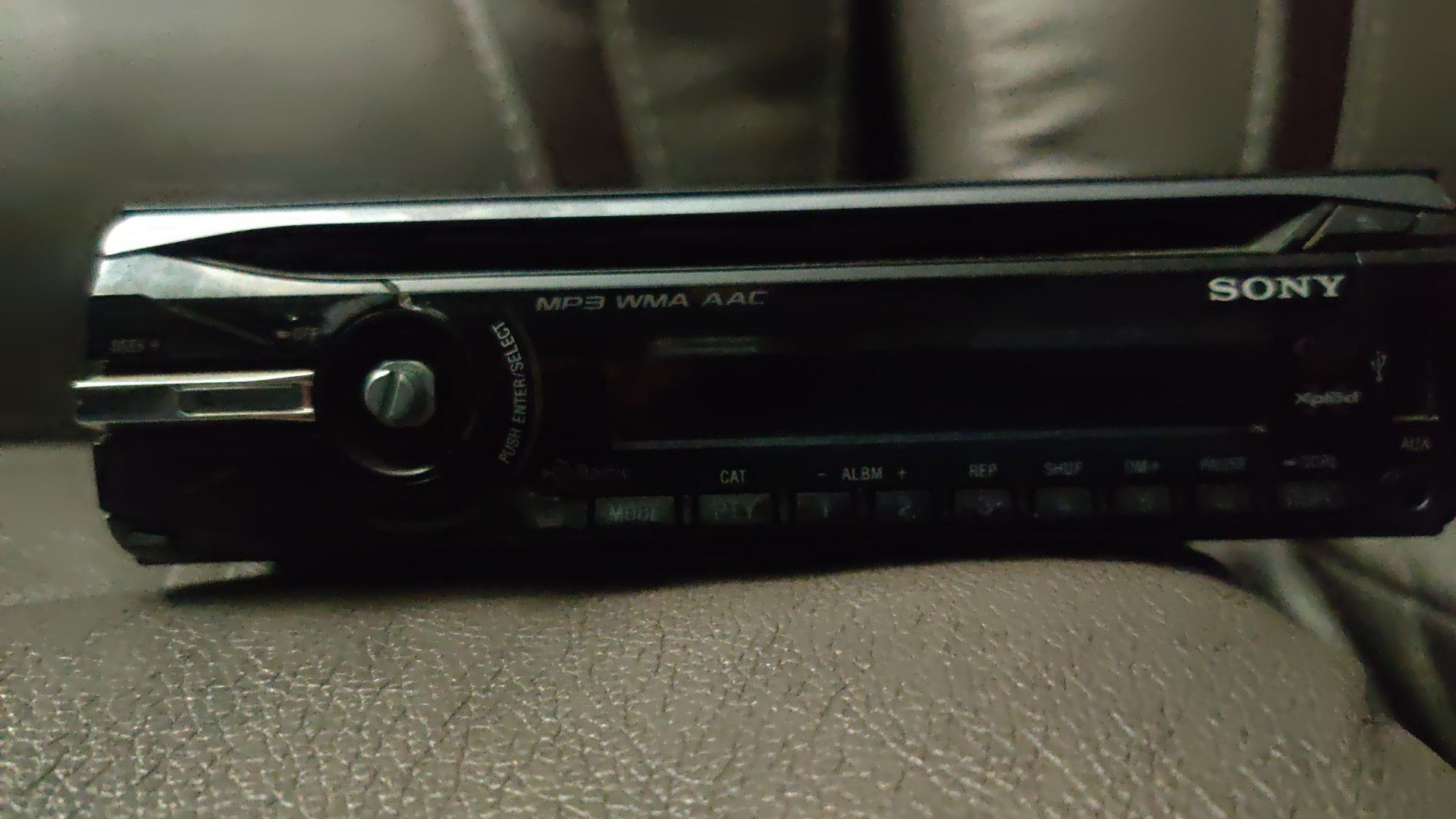 Sony stereo missing knob