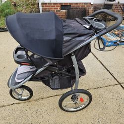 Graco Fast Action Jogger Stroller
