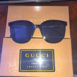 Gucci sunglasses Womens