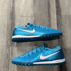 Size 9 and 9.5 Brand new Nike Phantom GX 2 pro TF ACC indoor soccer shoes