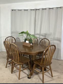 Dining Table With 6 Windsor Chairs