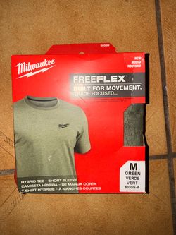 Milwaukee shirt medium