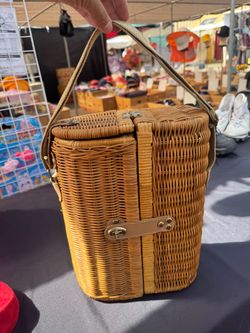 Wine basket