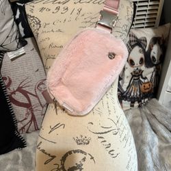 Lululemon Belt Bag Pink