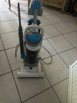 Black+Decker UprightSeries+ Bagless Upright Vacuum 🌀🧹
