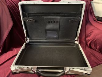 SAMSONITE Hard Shell Briefcase