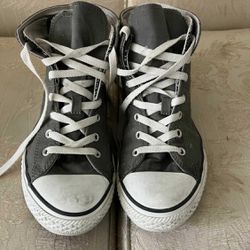 All Star Converse High top size 6