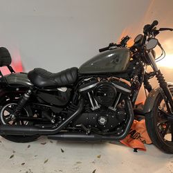 2021 Harley Davidson Sportster iron 883