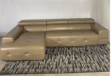 FREE DELIVERY (Italian Leather Sectional)
