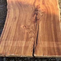 ELM.     SLAB  RARE  GRAIN 