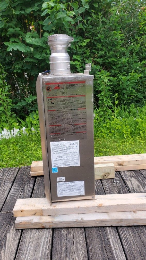 Noritz Tankless Water Heater GPM As Is For Parts Or Repair