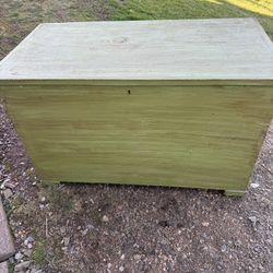 Antique Dovetailed Blanket Chest. 42” x 23” x 24”. Was Told From The 1800’s. You Pickup