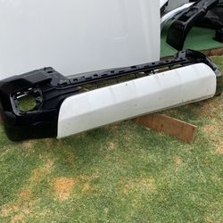 2022 Toyota Tacoma Front Bumper Cover