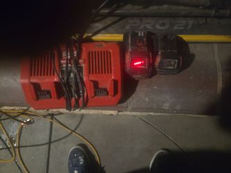 2 milwaukee batteries and rapid charger