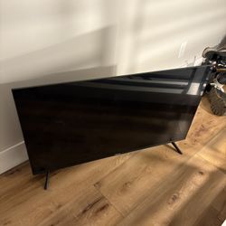 Hisense Vidaa 36”  TV