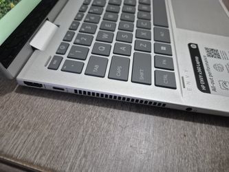 HP Envy x360 2-in-1 | i5-1335U | 8GB RAM | 512GB SSD | 13.9" FHD Touch screen