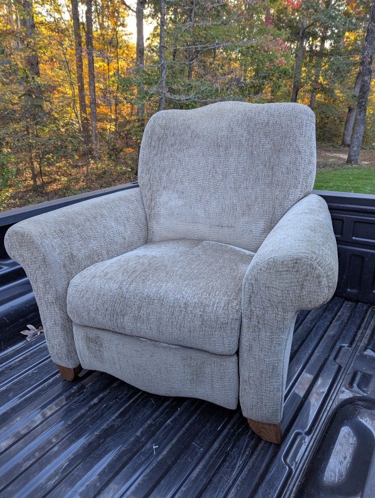 Recliner Ready To Go