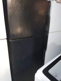 Whirlpool refrigerator works great