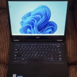 TouchScreen QHD 2K 2560x1440 Laptop Intel Core i5 CPU 16 GB RAM 256 GB SSD Webcam HDMI Wi-Fi & Bluetooth Wireless Windows 11 Professional