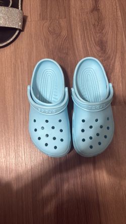 Teal crocs