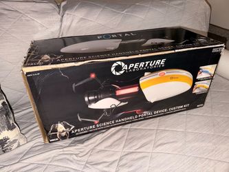 NECA Portal Handheld Portal Device Prop Gun Replica P-Body Aperture Science