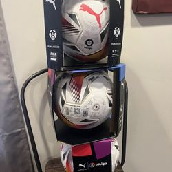 Puma LaLiga Santander Ball Size 5. La Liga Official Matchball 2021-22