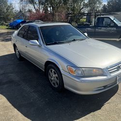 2000 Toyota Camry