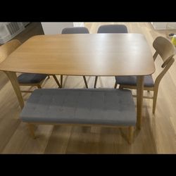Dining Table 4 Chairs & Bench 