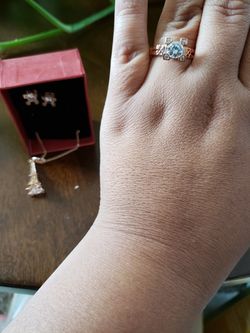 Eiffel Tower Rose Gold Plated Jewelry Set