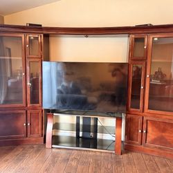 Solid Wood Mahogany Entertainment Center