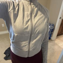 ✨ SKIMS Zip Hoodie – Perfect Neutral Staple Size Small✨ 