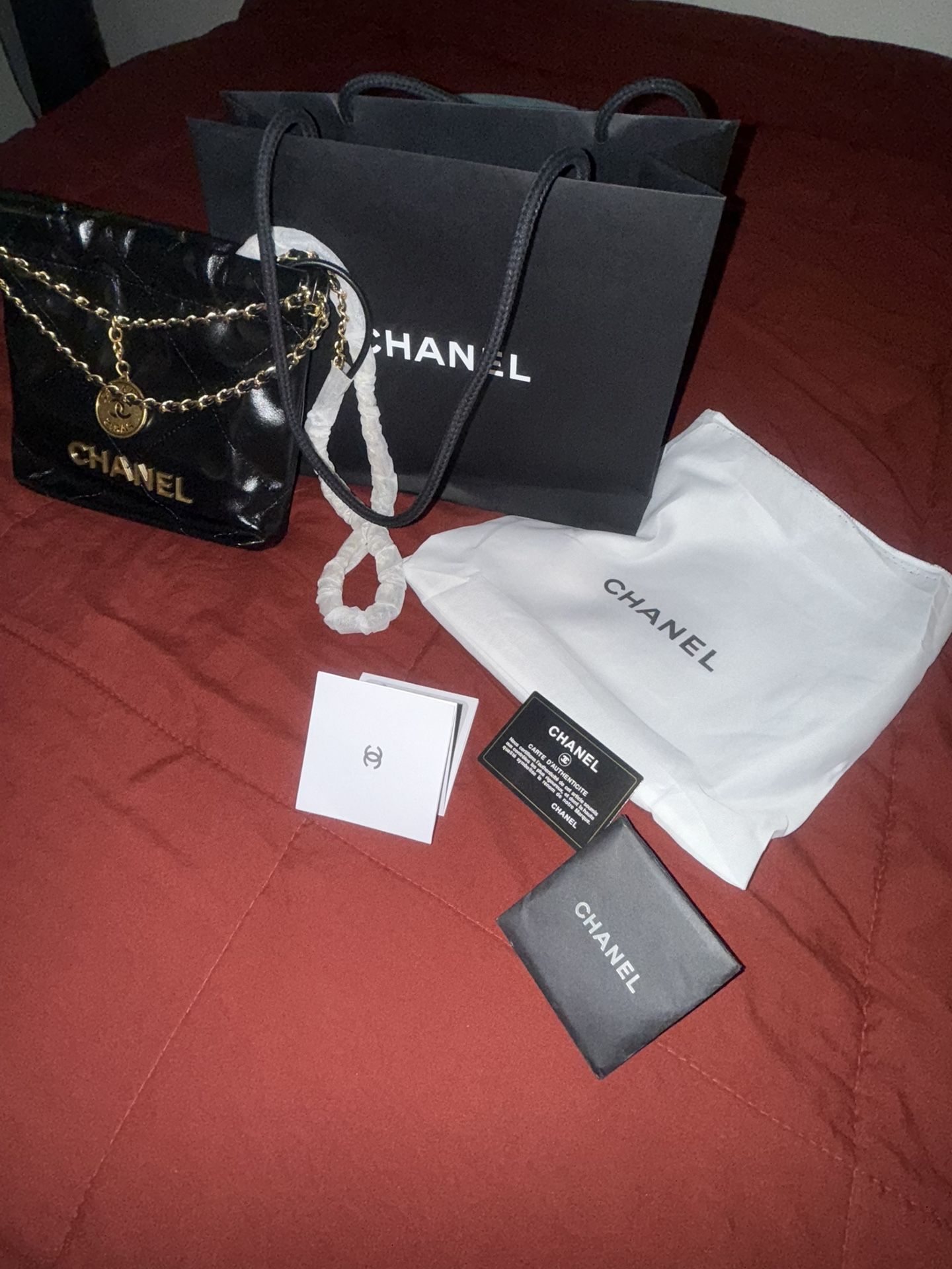 CHANEL Small 22 Bag, black, New!! Brand new! Never used!