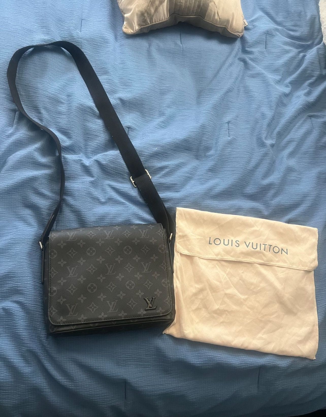 Lv Messenger Bag 
