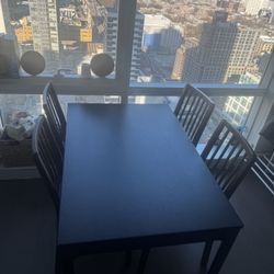 Dining Table (extendable) With Four Chairs 