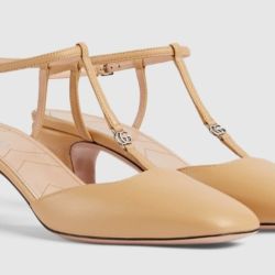 Gucci Women's Petite GG slingback pumps NEW
AUTHENTIC