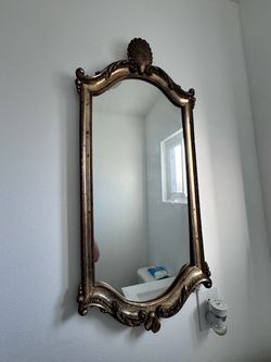 Elegant Vintage Mirror
